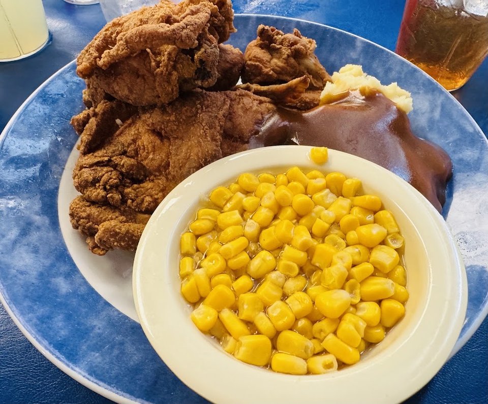 Fried Chicken Choice of 2 Sides